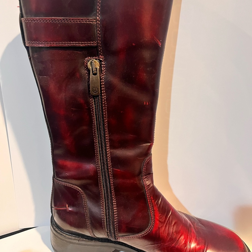 Donald J. Pliner Red Leather Boots under the knee.Italy,zipper and buckle accent